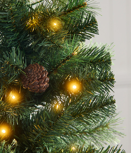 Pre-Lit Potted Tree - Green - 5 foot - Image 4